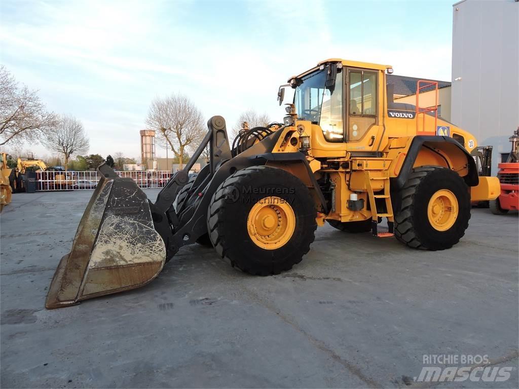 Volvo L150H لوادر بعجل