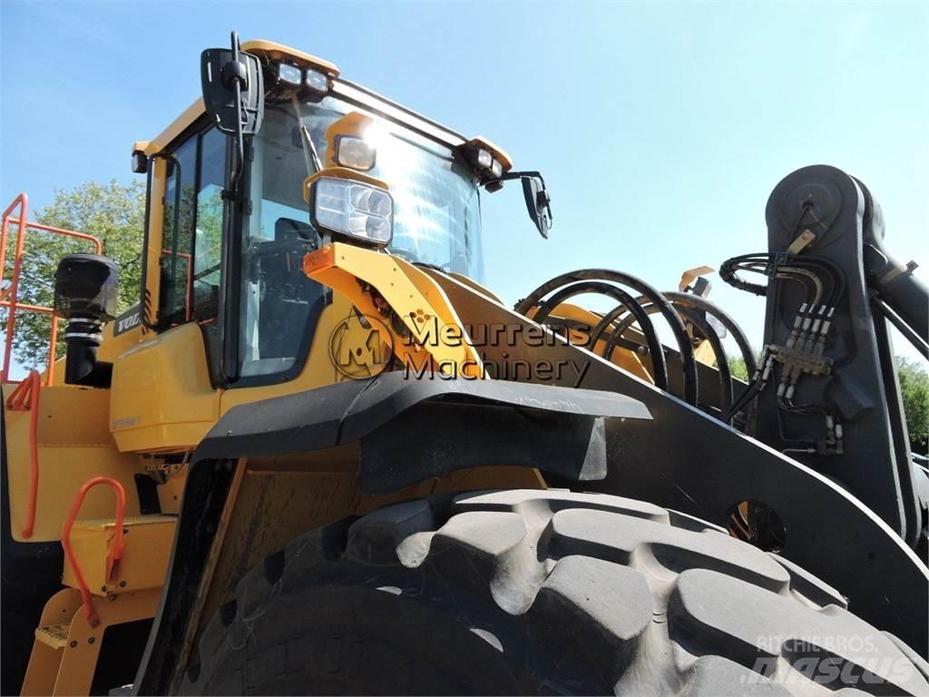 Volvo L150H لوادر بعجل
