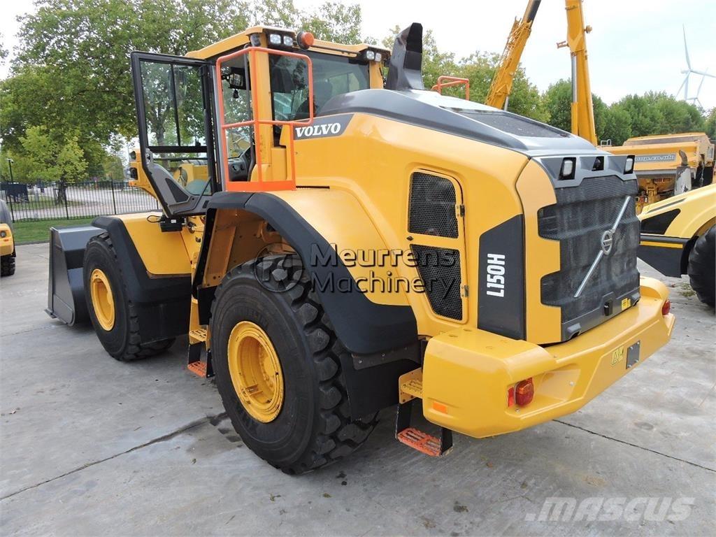 Volvo L150H لوادر بعجل