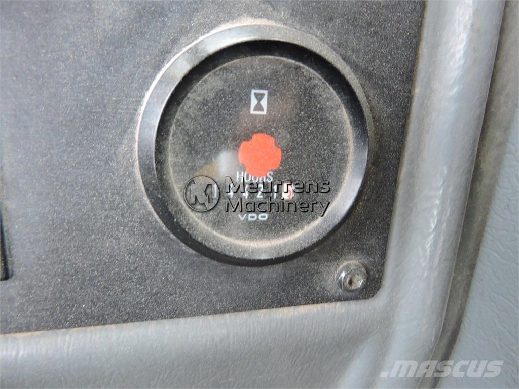 Volvo L180E لوادر بعجل