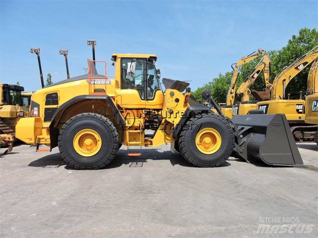 Volvo L180H لوادر بعجل