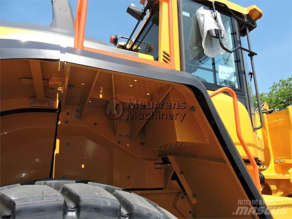 Volvo L180H لوادر بعجل