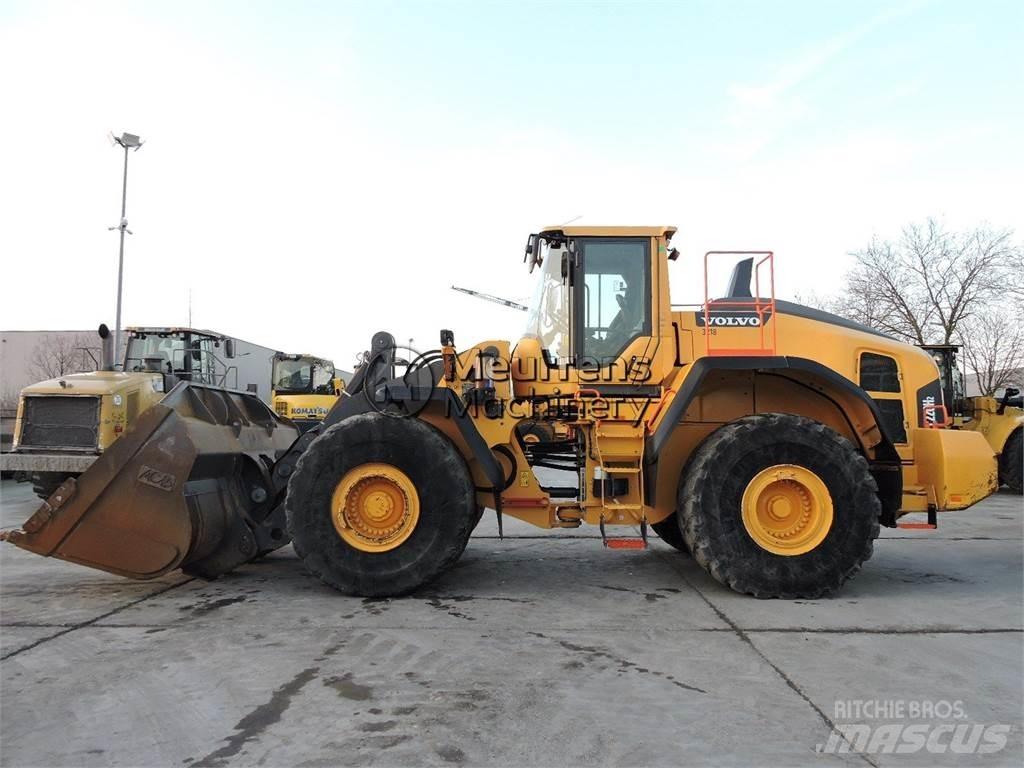 Volvo L220H لوادر بعجل