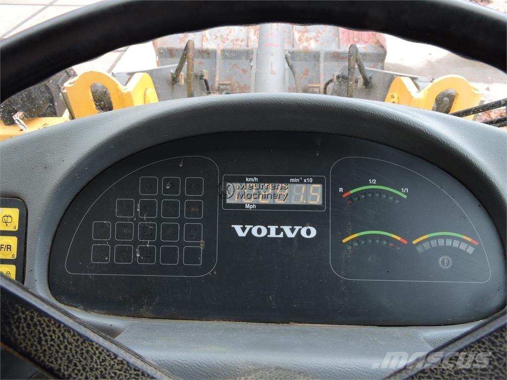 Volvo L35B لوادر بعجل