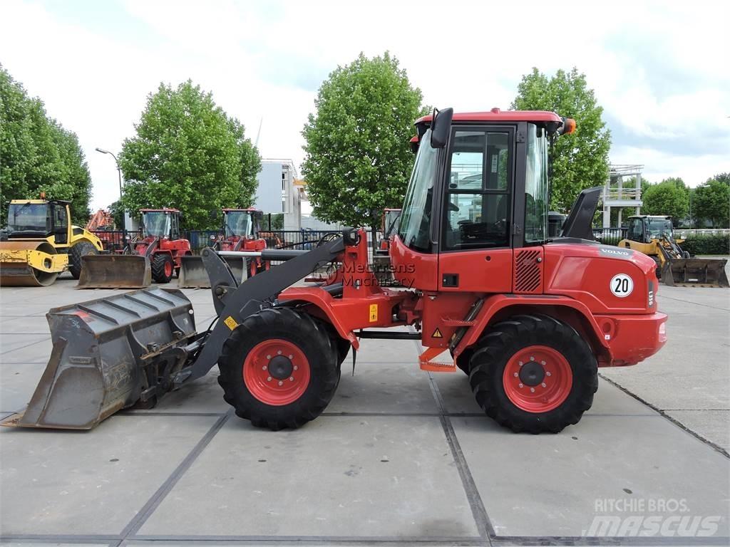 Volvo L35G + Fork-German لوادر بعجل