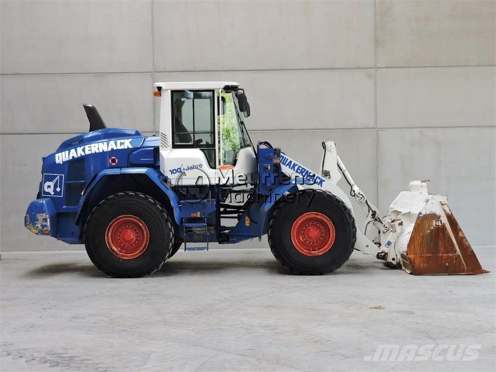 Volvo L90H لوادر بعجل