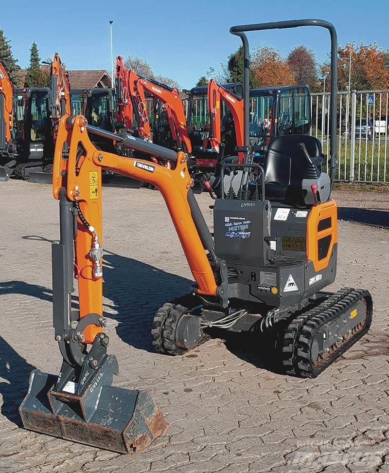 Develon DX 10Z-7 حفارات صغيرة أقل من 7 طن (حفارات صغيرة)