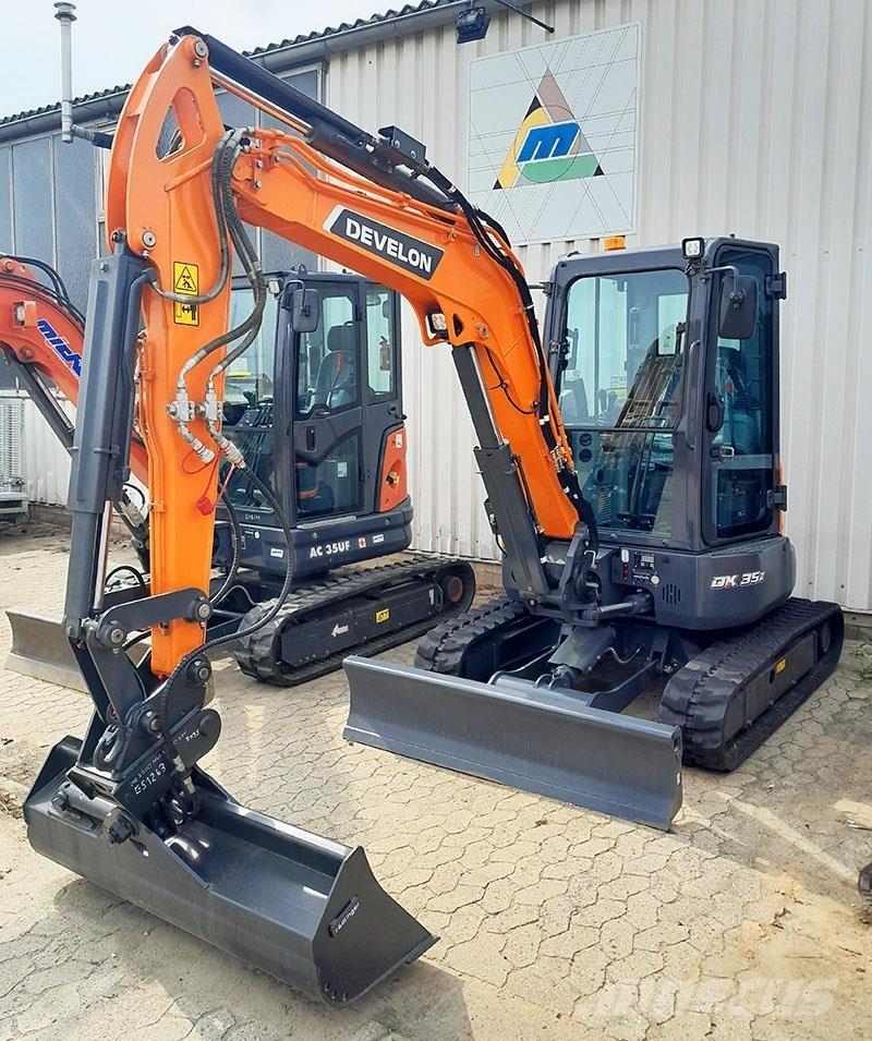 Develon DX 35Z-7 حفارات صغيرة أقل من 7 طن (حفارات صغيرة)