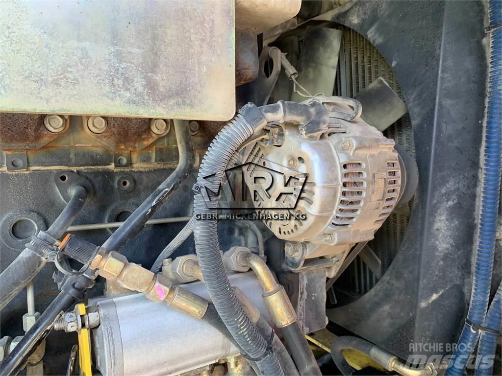 Bomag BW 174 AD مداحل ثنائية الاسطوانة