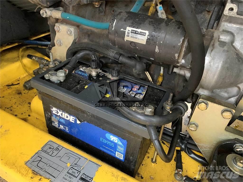 Bomag BW 174 AP مداحل ثنائية الاسطوانة