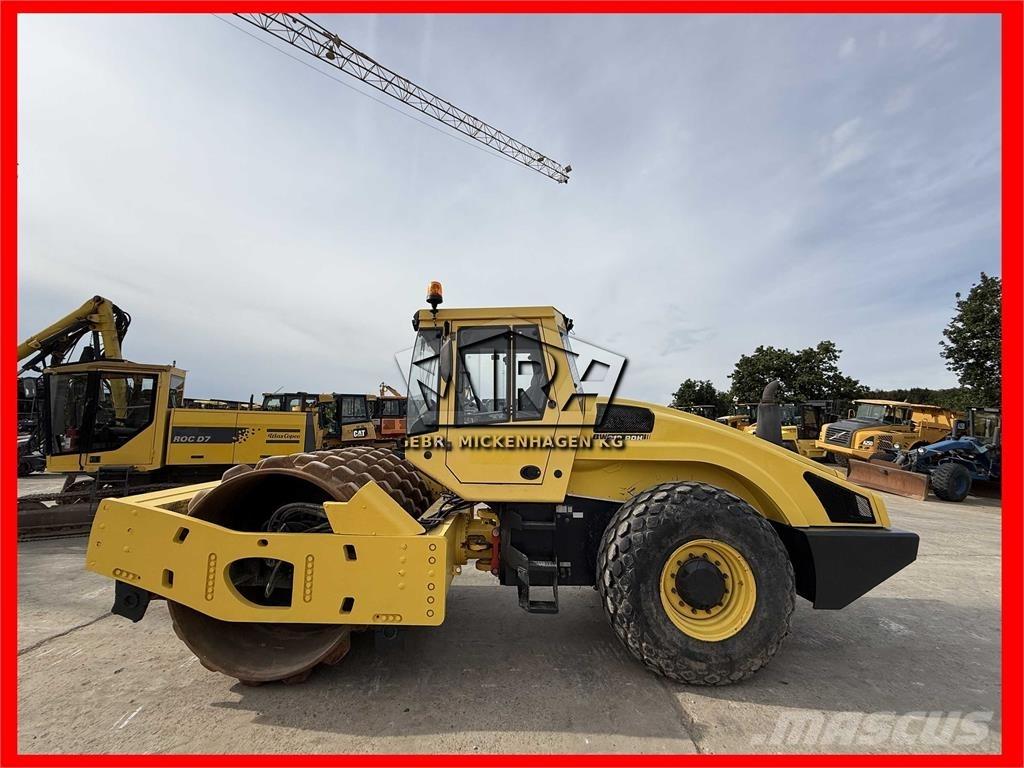 Bomag BW 219 PDH-4 مداحل أحادية الأسطوانة
