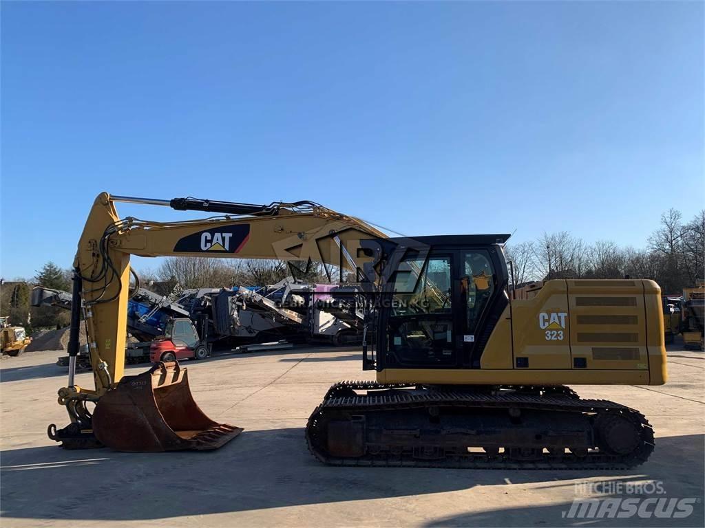 CAT 323 07A حفارات زحافة