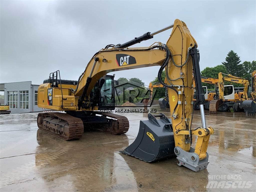 CAT 330F LN حفارات زحافة