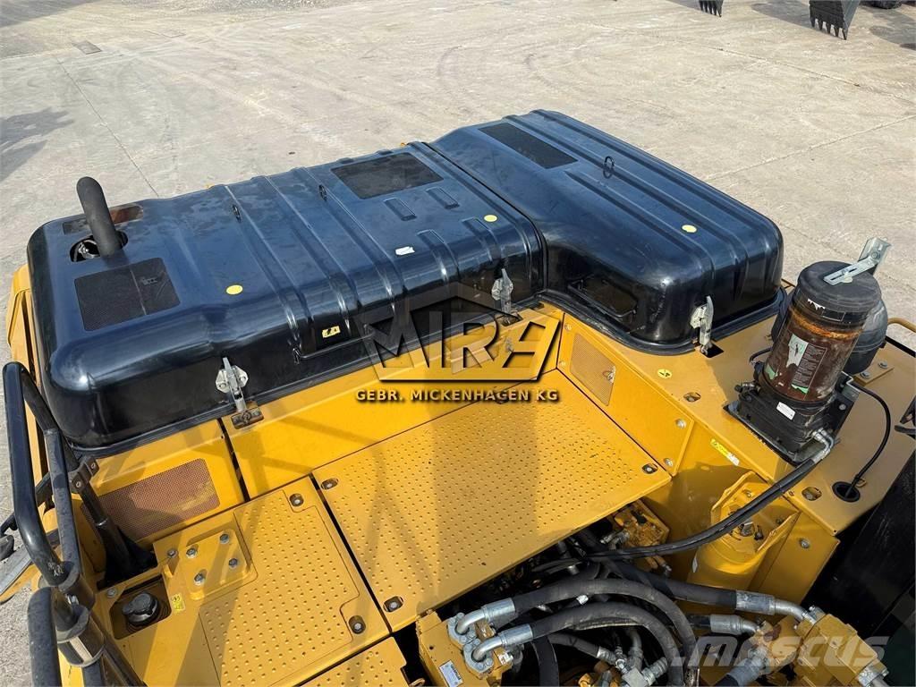CAT 336 FLN XE حفارات زحافة