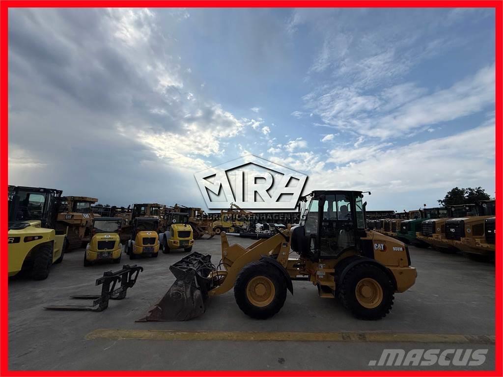 CAT 908 M لوادر بعجل