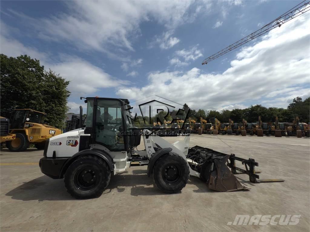 CAT 908M لوادر بعجل