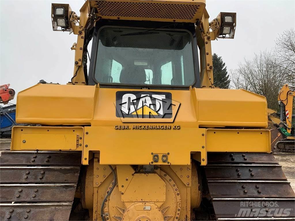 CAT D 6 T LGP بلدوزرات مجنزرة
