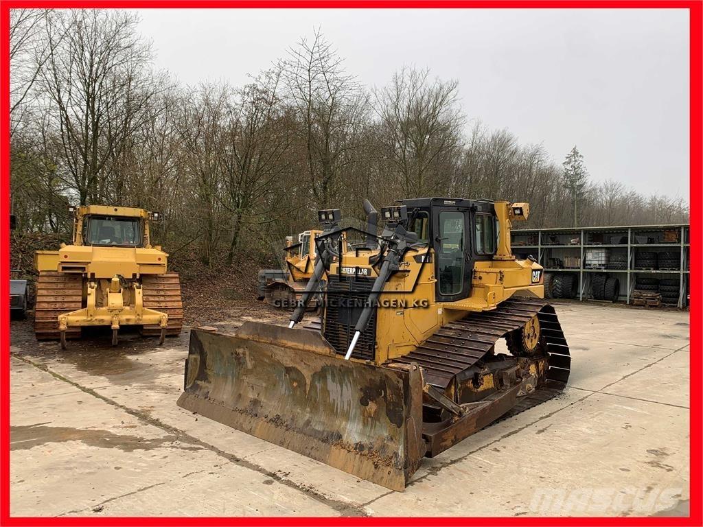 CAT D 6T LGP بلدوزرات مجنزرة