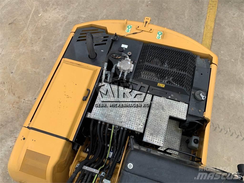 CAT M 316D حفارات بعجل