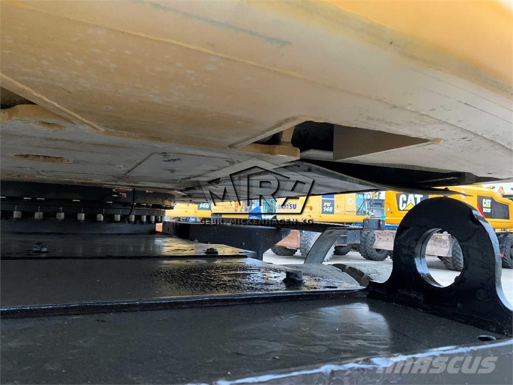 CAT MH3024 مناولات المخلفات / مناولات صناعية