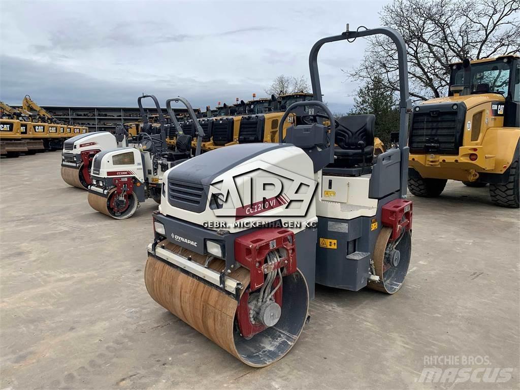 Dynapac CC 1200 VI مداحل ثنائية الاسطوانة