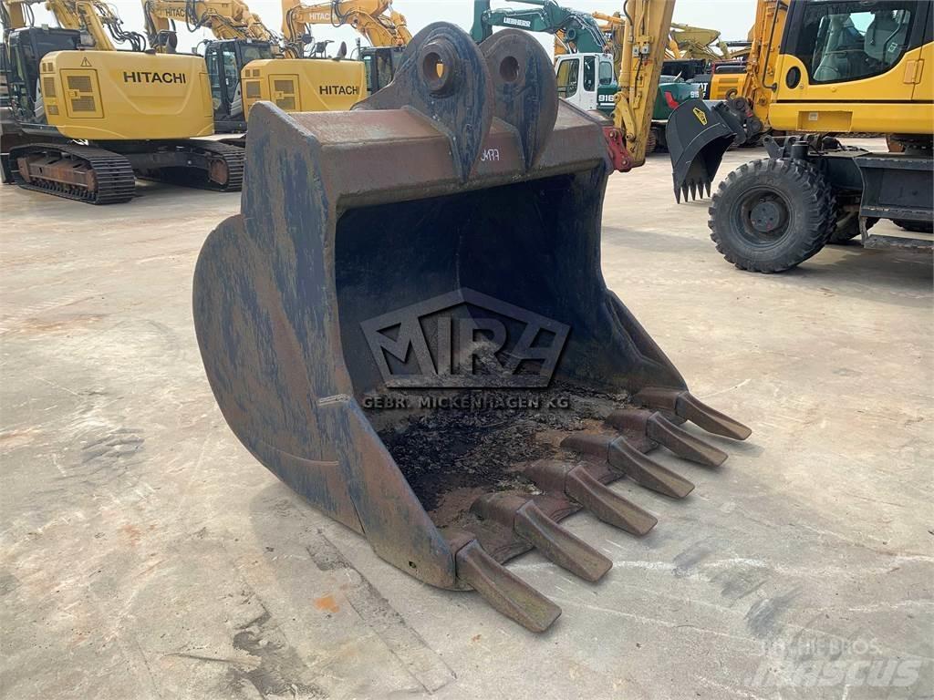 Komatsu 1800 mm جرافات عكسية