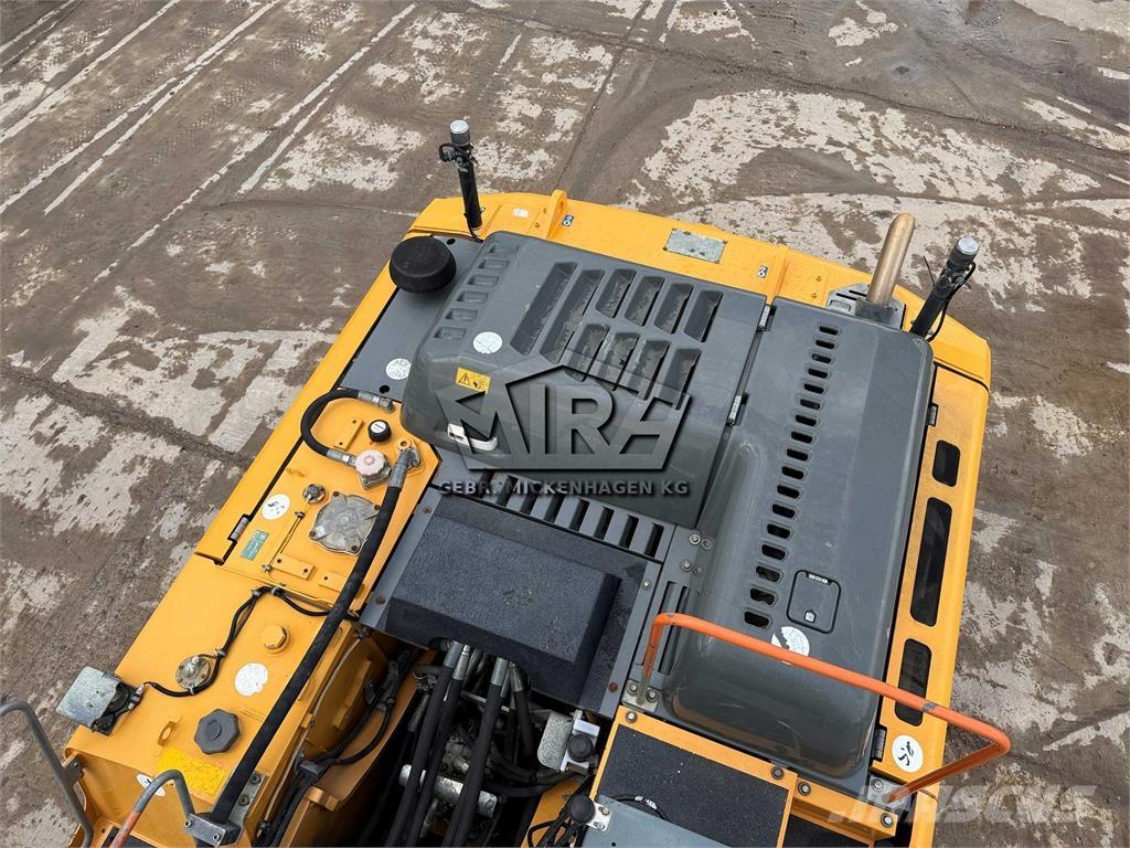 Liebherr R 924 LC حفارات زحافة