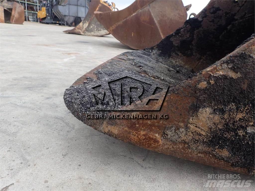 SMP 900 mm / T 620 جرافات عكسية