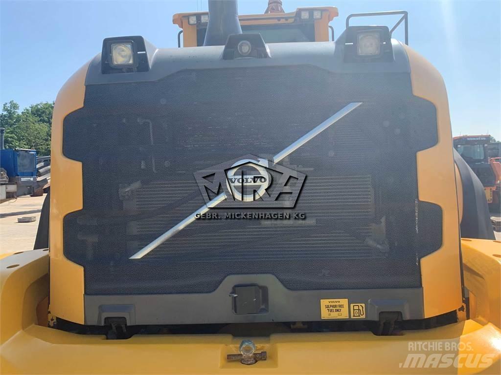Volvo L 180 G لوادر بعجل