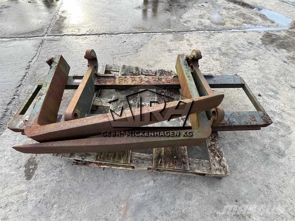 Volvo SW / L90 شوكات