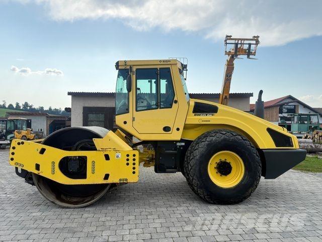 Bobcat 213 DH-4 مداحل متنوعة