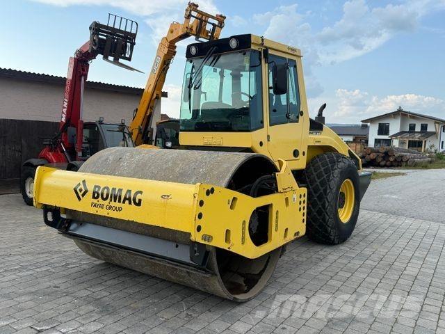 Bobcat 213 DH-4 مداحل متنوعة