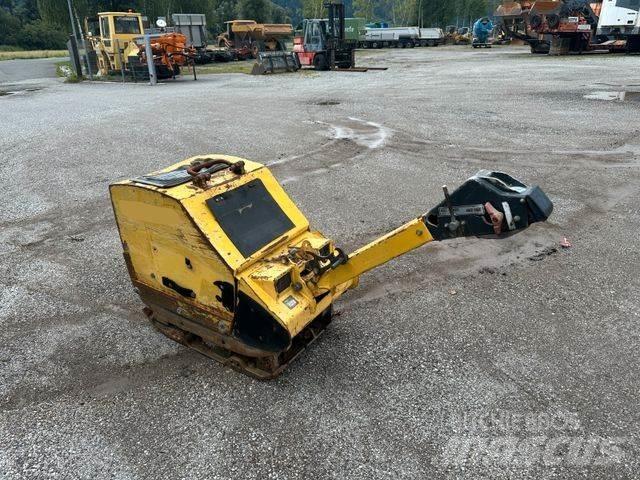 Bomag BPR 65/70 D دكاكات أفقية