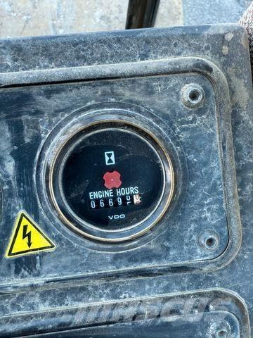 Bomag BW177 D-3 مداحل متنوعة