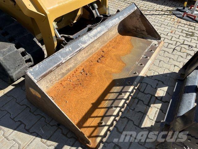 CAT 289D أخرى