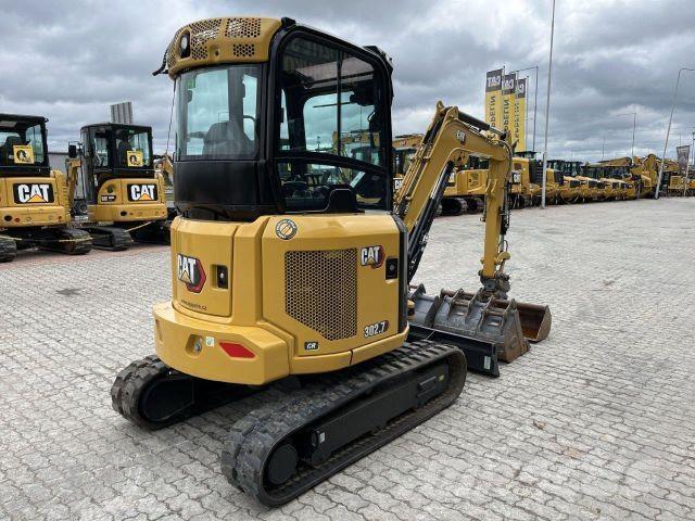 CAT 302.7 أخرى