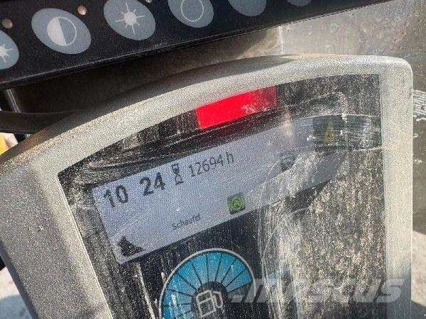 CAT 318F حفارات بعجل