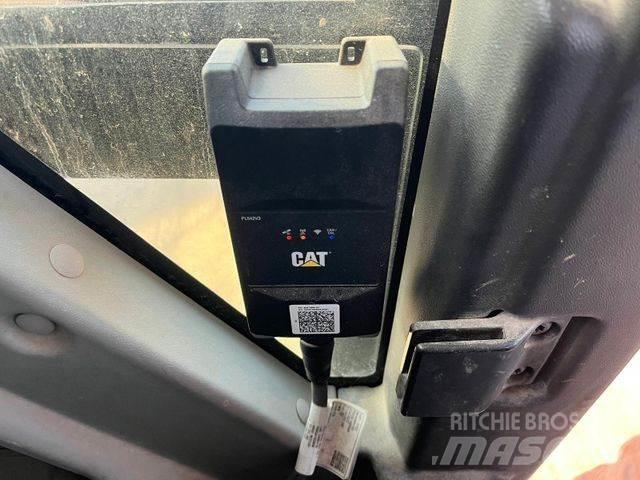 CAT 329 E حفارات زحافة