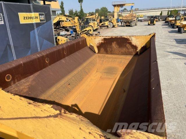 CAT 730 أخرى