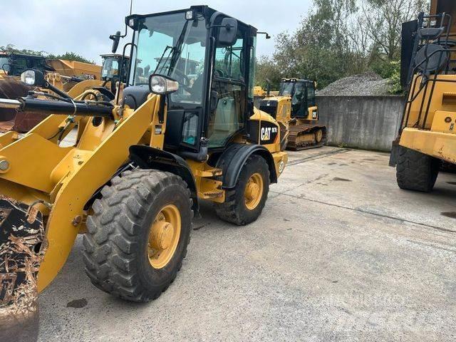 CAT 907 H2 لوادر بعجل