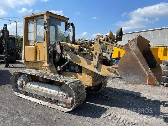 CAT 941 B بلدوزرات مجنزرة