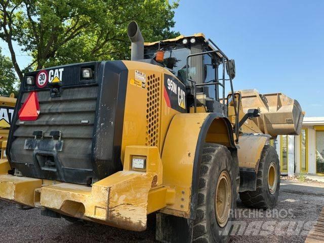 CAT 950 M لوادر بعجل