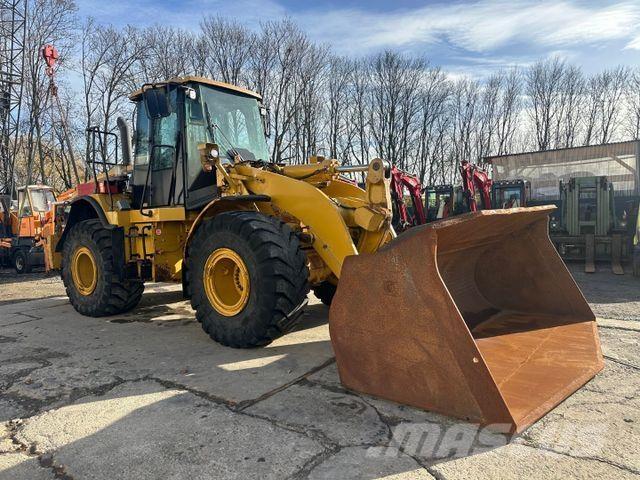 CAT 962 H لوادر بعجل