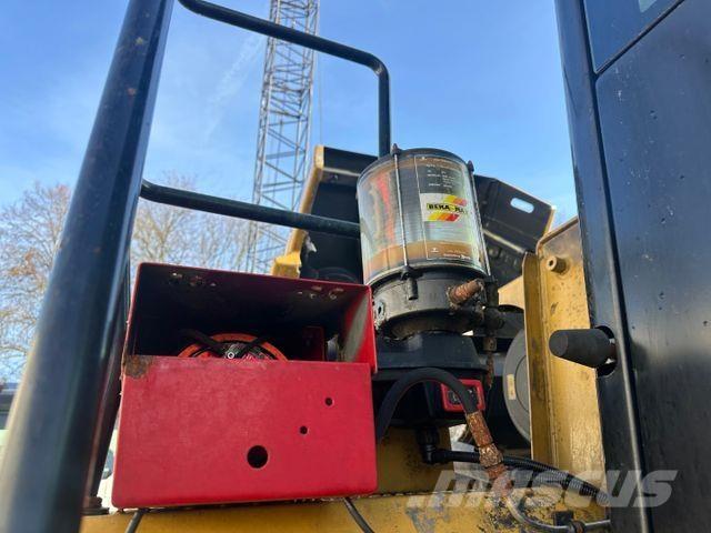 CAT 962 H لوادر بعجل