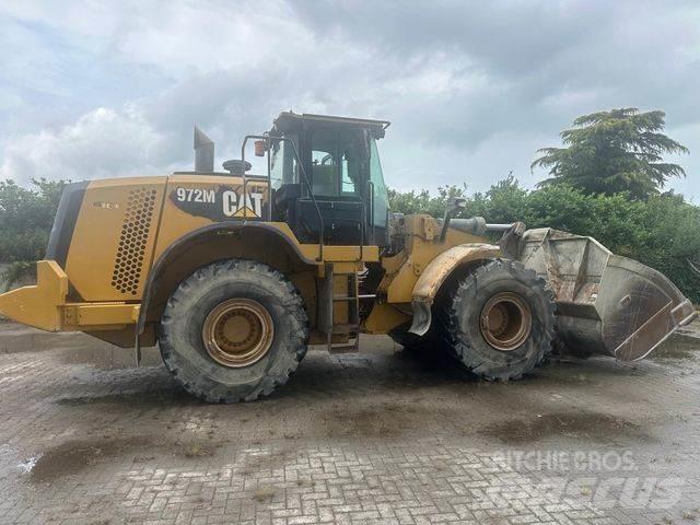 CAT 972 M لوادر بعجل