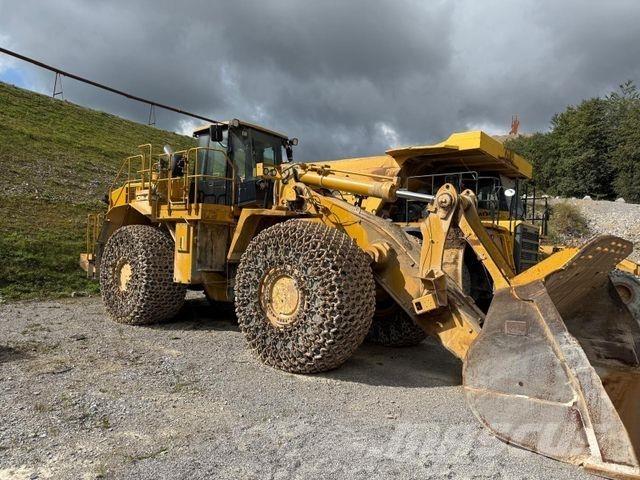 CAT 988 H لوادر بعجل