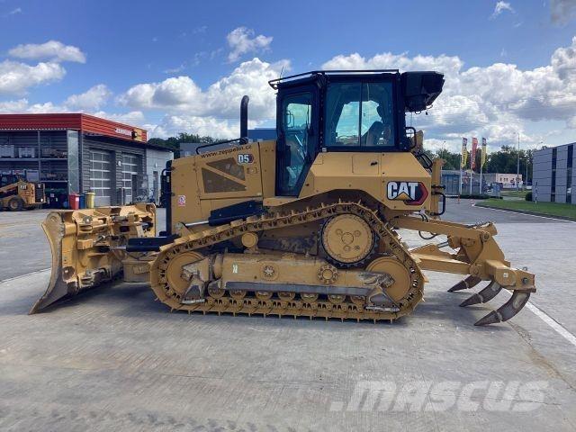 CAT D5 أخرى