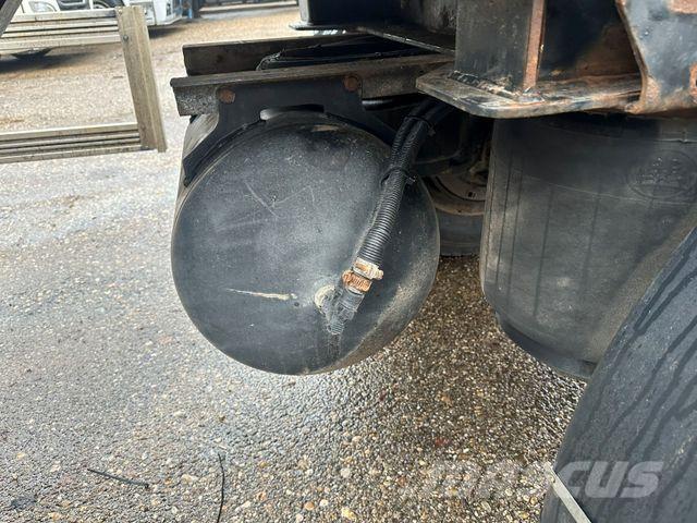 Doll A2G-10L500 مقطورات أشجار