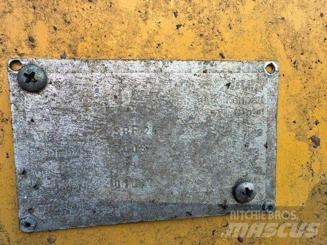  Fräse Stehr SBF 24 معدات السفلتة