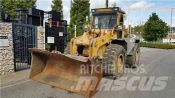 Hanomag 44 D لوادر بعجل
